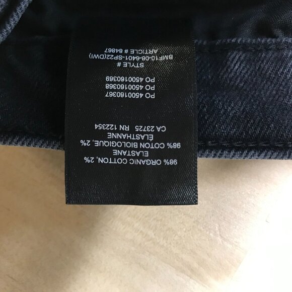 ARITZIA DENIM FOUM - WOMEN'S 28 - BLACK  THE '50S ARLO MID THIGHT SHORT - Picture 9 of 10